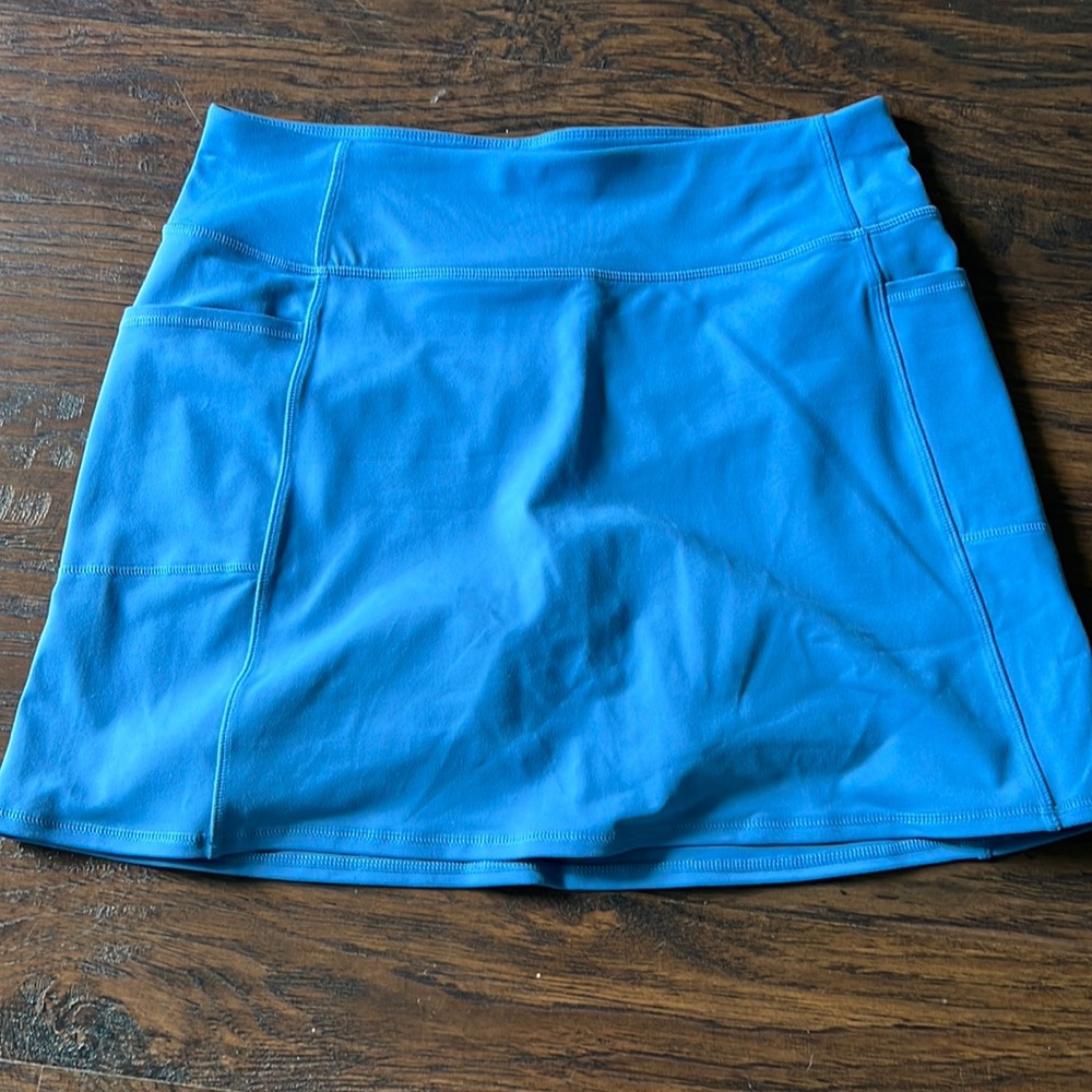 Sketchers active skort with side pockets